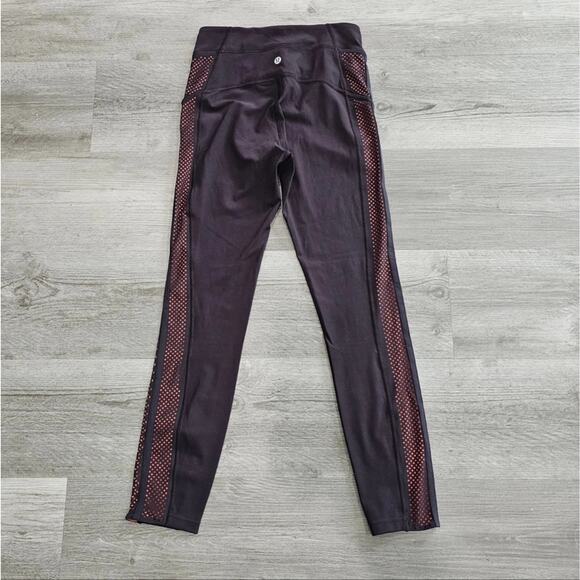 Lululemon Get Your Peek On Crop Legging - Picture 7 of 9